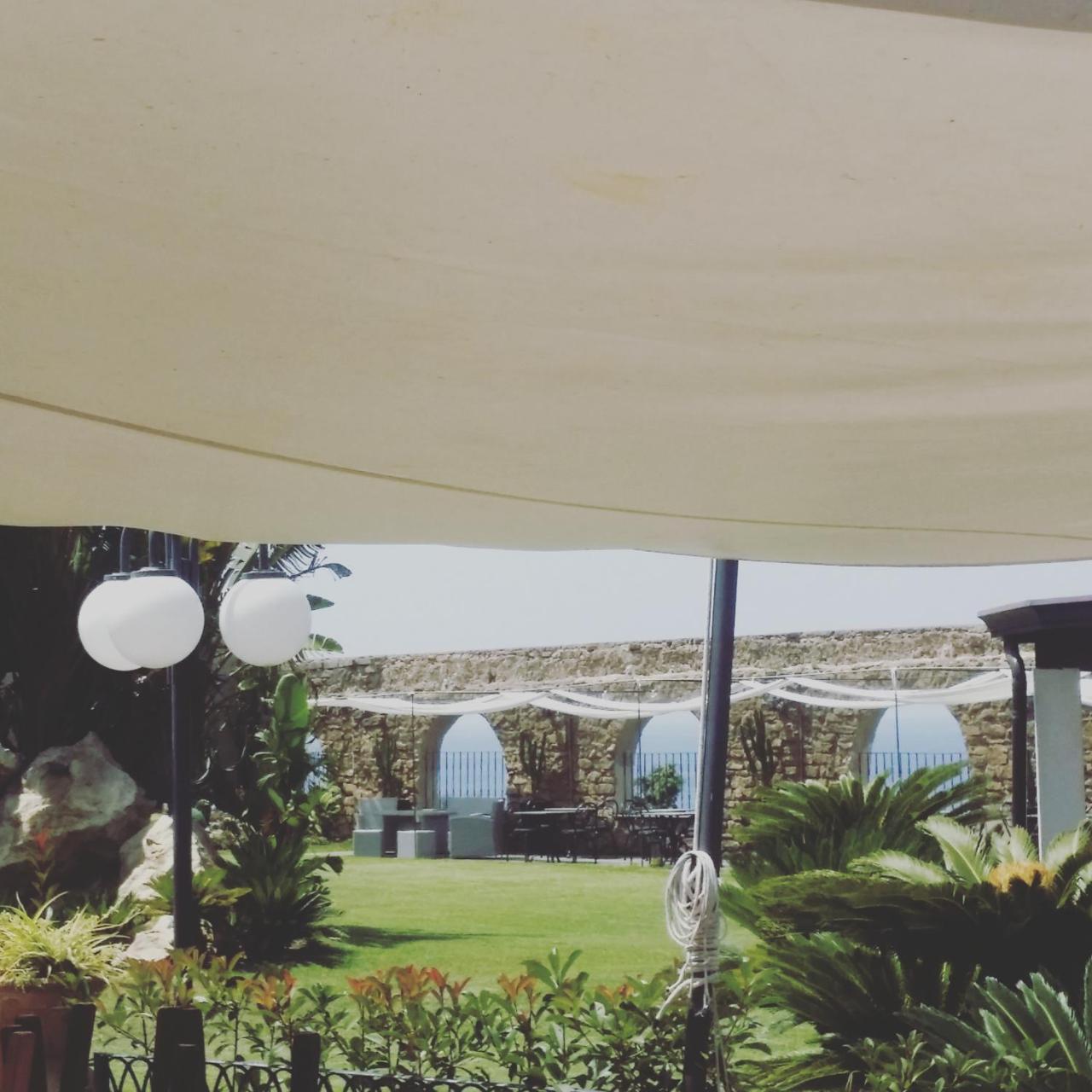 B&B Villa Rosalia Прочида Екстер'єр фото