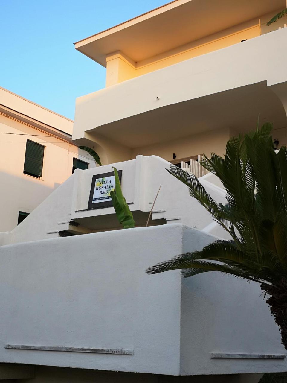 B&B Villa Rosalia Прочида Екстер'єр фото